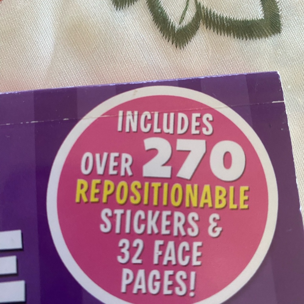 Bendon Pawfect Pets Sticker Face Book - Picture 4 of 4